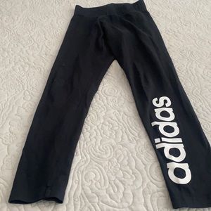 Adidas leggings excellent condition. Size small.